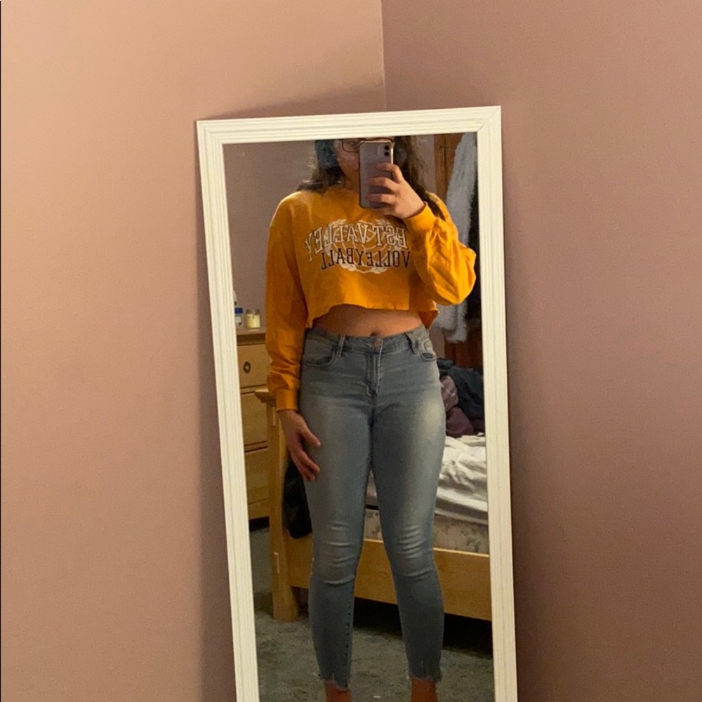 H&M Yellow Cropped West Valley long sleeve